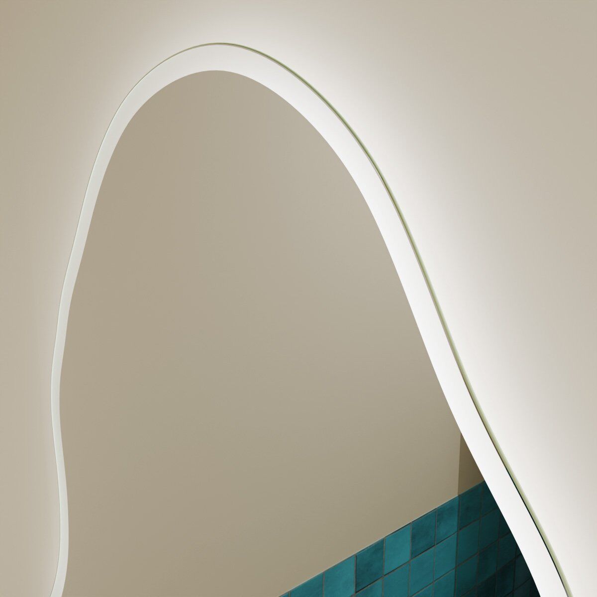 Espelho Grande Orgânico com Led e Touch 70x95cm 5 Espelho_Organico_70X95_Detalhes_4000K