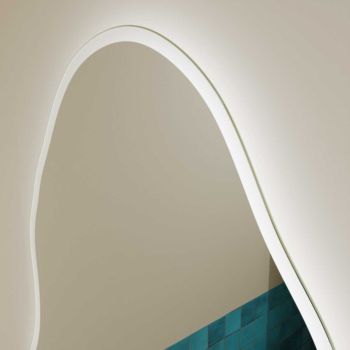 Espelho Grande Orgânico com Led e Touch 70x95cm 5 Espelho_Organico_70X95_Detalhes_4000K